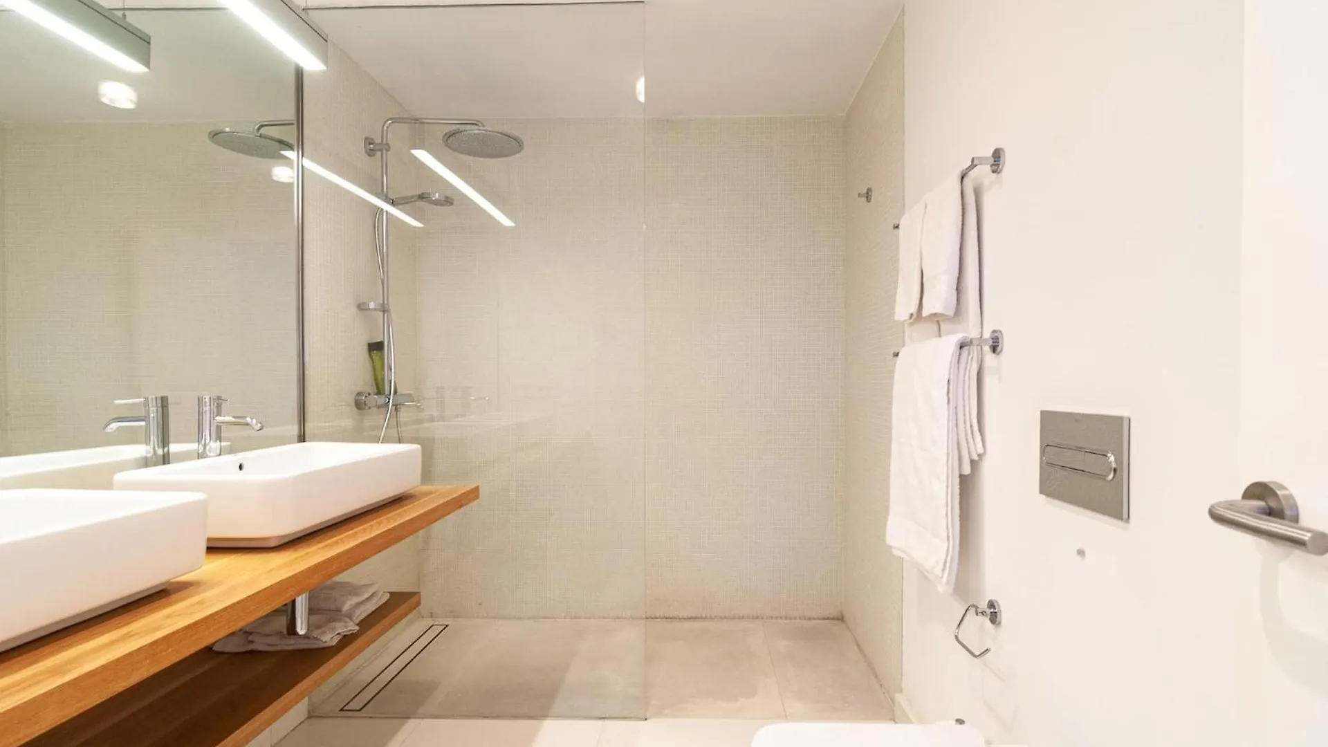 Luxurious Apartment In Terrazas Del Duque Costa Adeje  Espagne